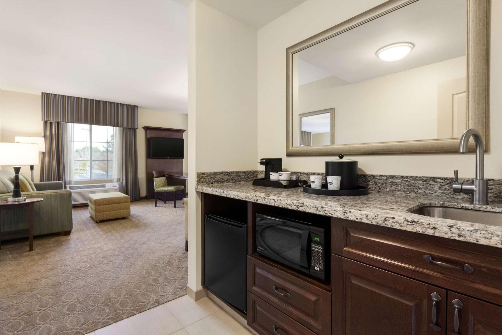 Hampton Inn & Suites San Bernardino Exteriör bild